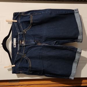 Levi's Plus Size, Dark wash Denim Jean Shorts